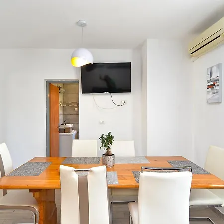 Vikendica House Roberto 1790 Pomer