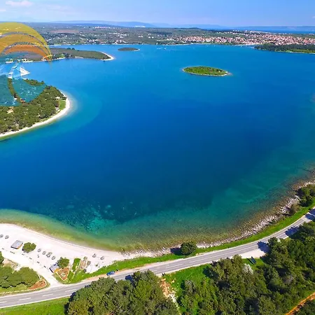 House Roberto 1790 *